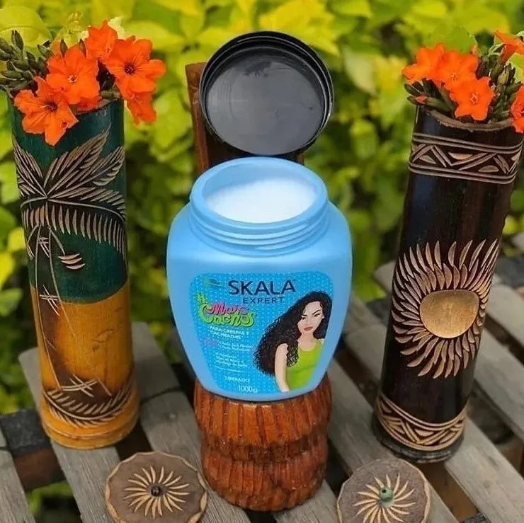 Vitaminas Complejo B Botanitas + Crema 2 En 1 Skala Mais Cachos 1000g Hidratación Profunda Para Cabello Rizado Y Crespo